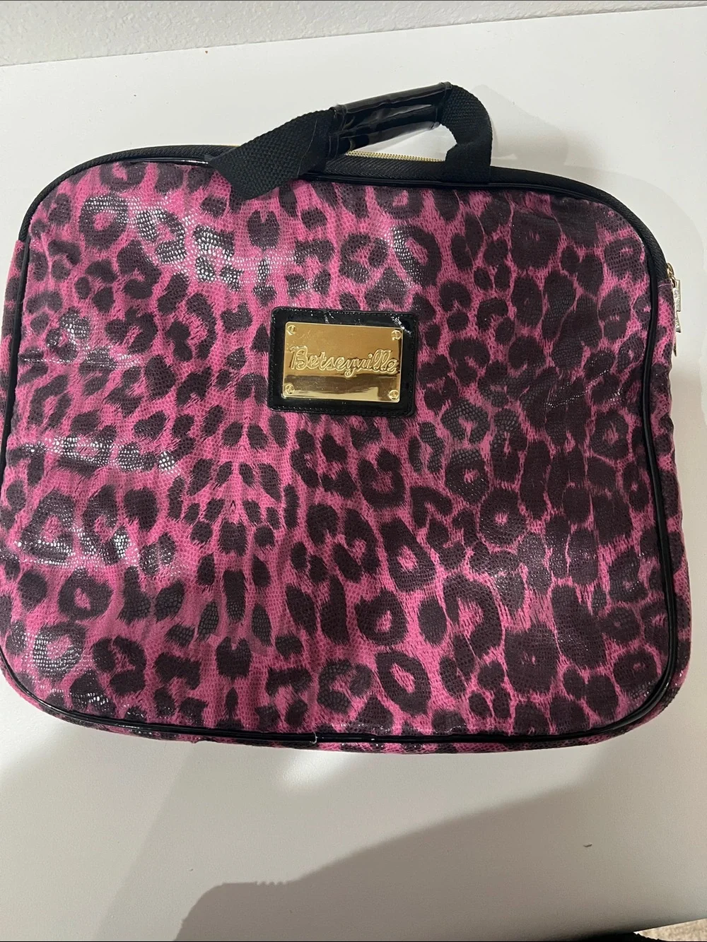 Betsey Johnson pink and black leopard print handbag or laptop tote.